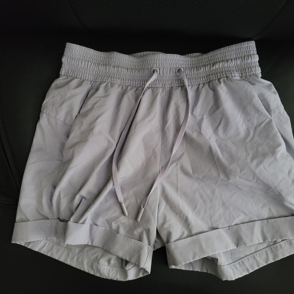 Lululemon Spring Break Away Short *4-way Stretch 3" Size 2 Blue/purple Color - Picture 4 of 9